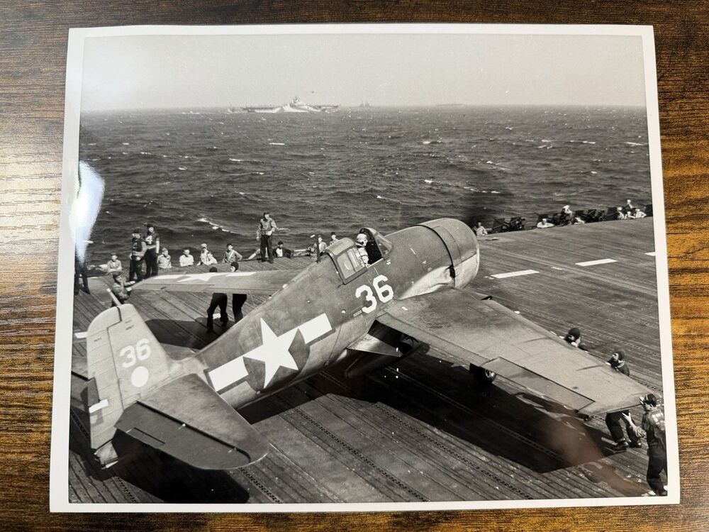 WWII F6F Hellcat Landing USS Hornet CV-12 June 1944 Official Navy Photo 8x10